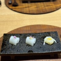 十皿 - 剣先イカのマリネとガスパチョ