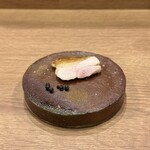 焼鳥 谷口 - もも肉　胡椒の塩漬け