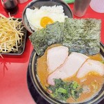 王道家直系 IEKEI TOKYO - 