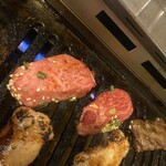 カルビホルモンセンター 雑餉隈店 - 