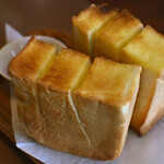 オンリー - 料理写真:厚焼トースト@税込650円