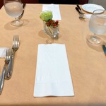 ダノイ高輪 - テーブル