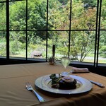 万平ホテル メインダイニングルーム - 