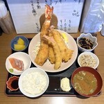ごはん処 笑和 - 大海老フライ定食