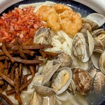 丸亀製麺 - 冷やし海鮮旨塩うどん 得