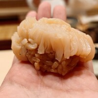 寿司処 しん - 煮帆立　赤