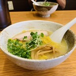 麺や けせらせら - 塩らあ麺950円