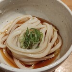 二◯加屋長介 - 