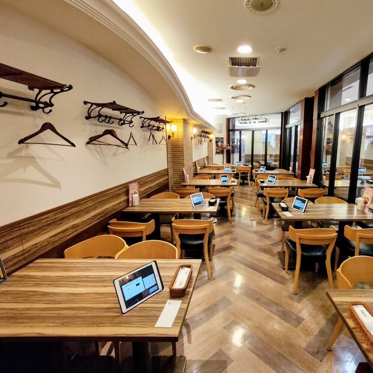 写真 : 銀座ライオン 渋谷マークシティ店 - 渋谷/ビアホール | 食べログ