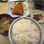 まぐろ屋 - ◆アジフライ
      　1,000円（税込）