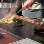 ゆ乃字 - 焼じゃじゃ、調理の様子