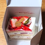 信州 大黒屋 - 料理写真:美しい苺ショート♥