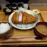 豚肉料理専門店 とんかつのり - 特上ロースカツ