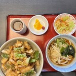 名物げそ天丼と自家製うどん お多福 - 