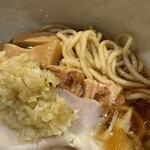 人類みな麺類とエスサワダ - 