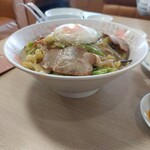 天龍閣 - ラーメン鉢だよな(笑)