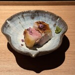 炭焼 おかげさん - 高坂鶏胸と腿のたたき