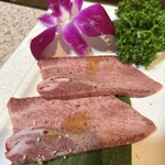 かねだ焼肉店 - 特上タン　