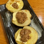 よし庵 - じゃがバター塩辛のせ ¥550