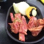 Yakiyaki Tei - ランチで出たお肉