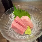 海鮮料理 ぐろっと - 本マグロ中トロハーフ