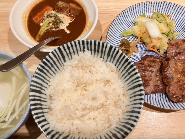 Sumiyaki Gyutan Higashiyama Nagoya Oosu Ten