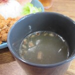 SUNDA⇔LAND - ナシアヤムグゥプレックに付くスープ
