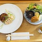 ハンバーグカフェ ナリスケ - スモール単品　ナス挟み揚げ　レンコン挟み揚げ