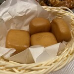 JUMBO SEAFOOOD - 揚げパン