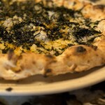 pizza marumo - 辛味大根が味のアクセントになっている