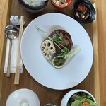 ハンバーグカフェ ナリスケ - レギュラー　わさびソース