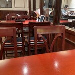 銀座ライオン - テーブル席