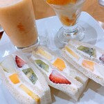 フルーツパーラーヤオイソ - 