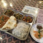 インド料理 パリワル - 北インドのターリー