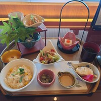 名駅なだ万茶寮 - 