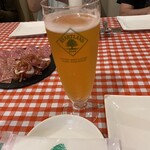 ビストロ HIRO - 明るくて可愛いお店です！