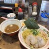 琉球新麺　通堂 寄宮十字路店