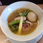 だしが命の塩らーめん ぎょぎょぎょ - 塩ら～めん＋味玉