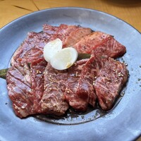 焼肉トラジ PARAM カレッタ汐留店 - 死ぬほど美味しいハラミとカルビ
