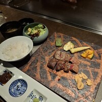 大阪鉄板焼き 神戸牛 TATARA - 