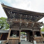 清水屋 - 西新井大師の山門