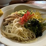 かおたんラーメンえんとつ屋 南青山店 - 