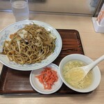ぎょうざの満洲 - 料理写真: