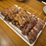 もつ焼き煮込み ボブ - 