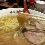 元祖はこだてラーメン おんじき庭本 - 