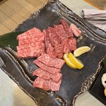 黒毛和牛焼肉みかく屋 - 