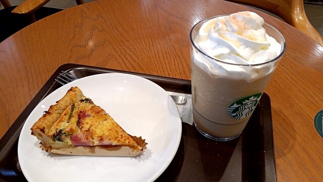 Starbucks Coffee Yamatokoriyama Apita Ten