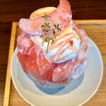 Grand Chainon - 桃のかき氷　真上から