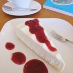 Kafeenunijuuyombaikodomosekai - 「本日のケーキ（レアチーズケーキ）」※ドリンクとあわせてご注文下さい。 【平日学生割引対象】 