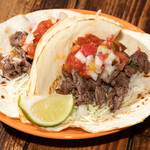 PUBLIC HOUSE Ritz - ビーフタコス